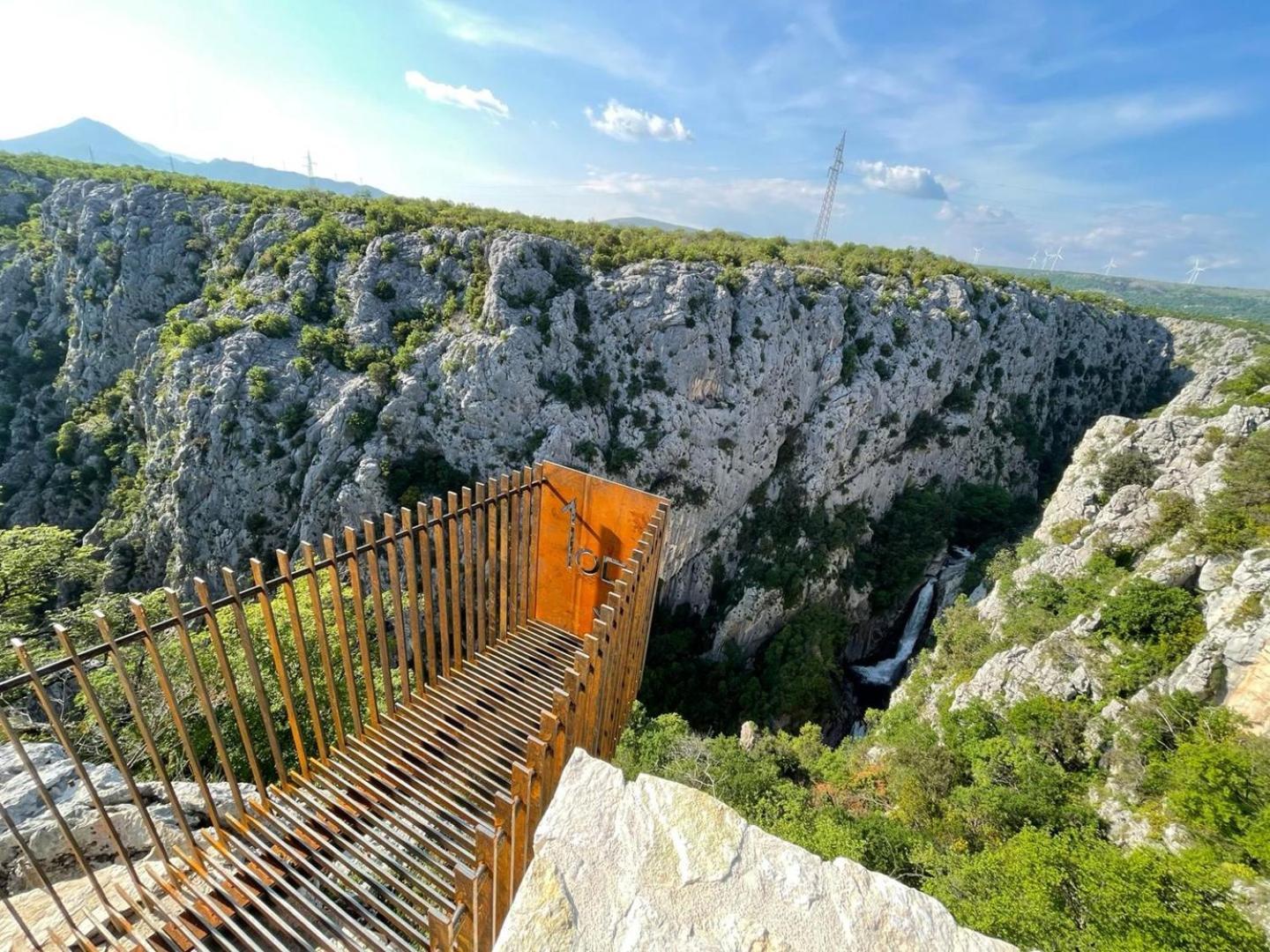 Vacation House Lavanda New! Heated Pool Zadvarje Екстериор снимка