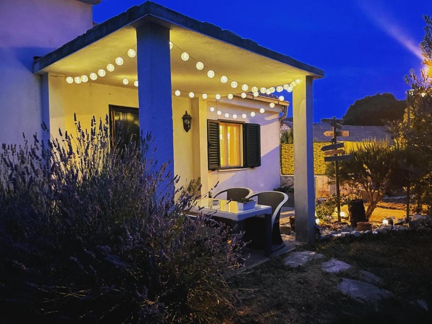 Vacation House Lavanda New! Heated Pool Zadvarje Екстериор снимка