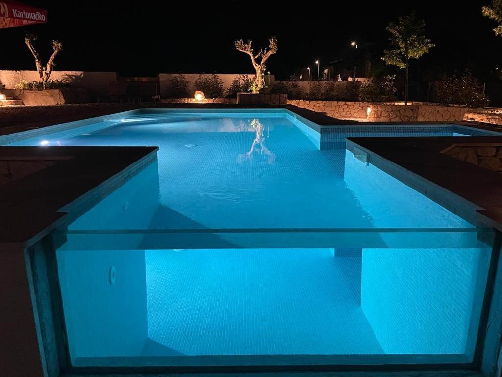 Vacation House Lavanda New! Heated Pool Zadvarje Екстериор снимка